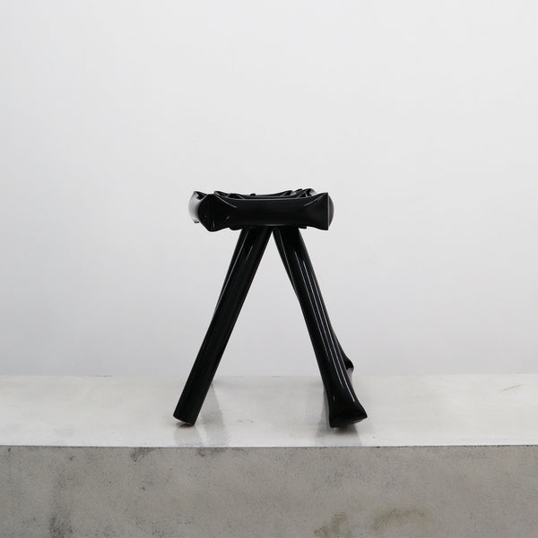 Rodi Studio「Black Straw Stool」