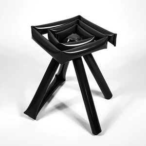 Rodi Studio「Black Straw Stool」