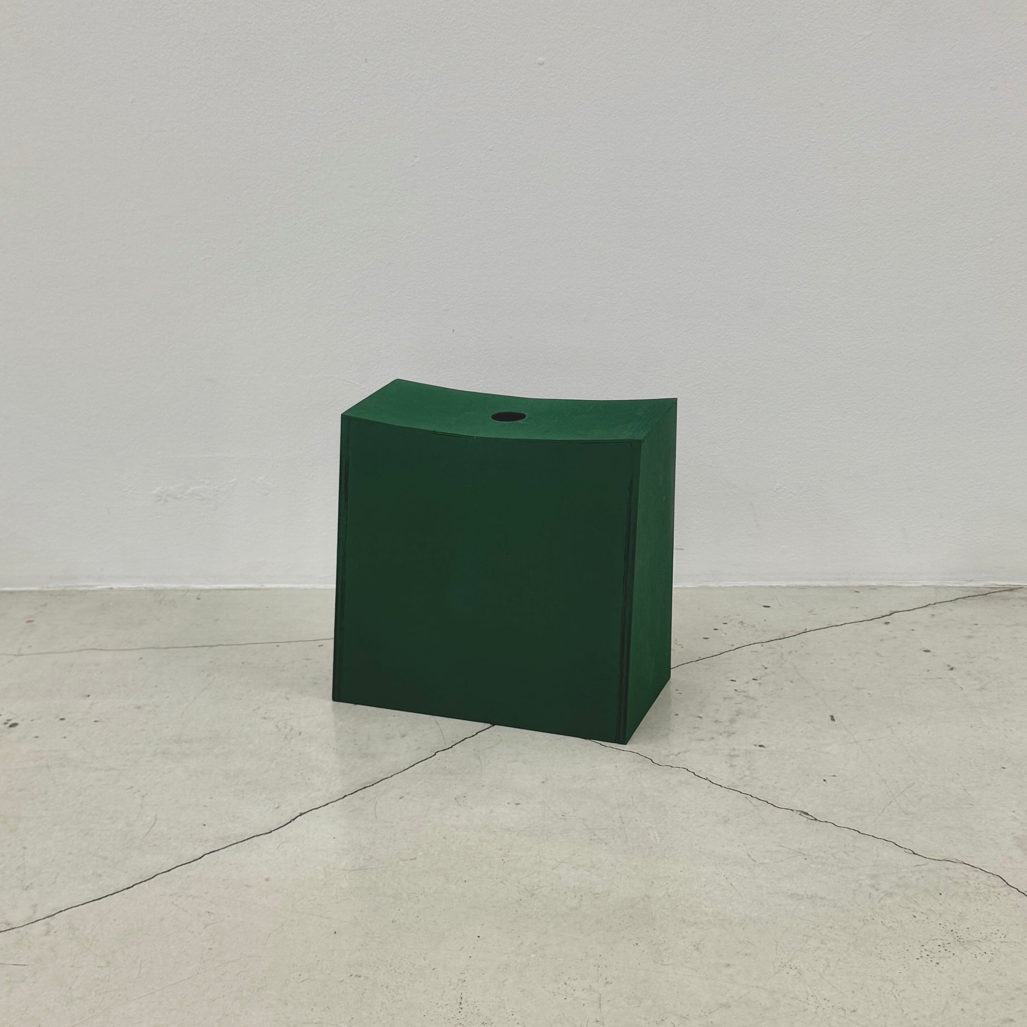 Ryohei Yoshiyuki "green curve box (test piece)"